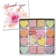 將圖片載入圖庫檢視器 Smile Japan Factory 梅香堂和三盆和菓子x餅乾 母親節感謝禮盒