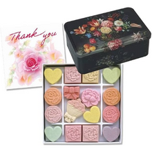 將圖片載入圖庫檢視器 Smile Japan Factory 梅香堂和三盆和菓子x餅乾 母親節感謝禮盒